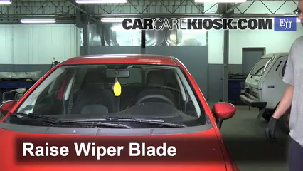 2007 Fiat Grande Punto Active 1.2L 4 Cyl. Windshield Wiper Blade (Front) Replace Wiper Blades